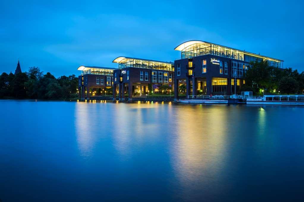 Hotel Radisson Blu Senator Hotel, 5*